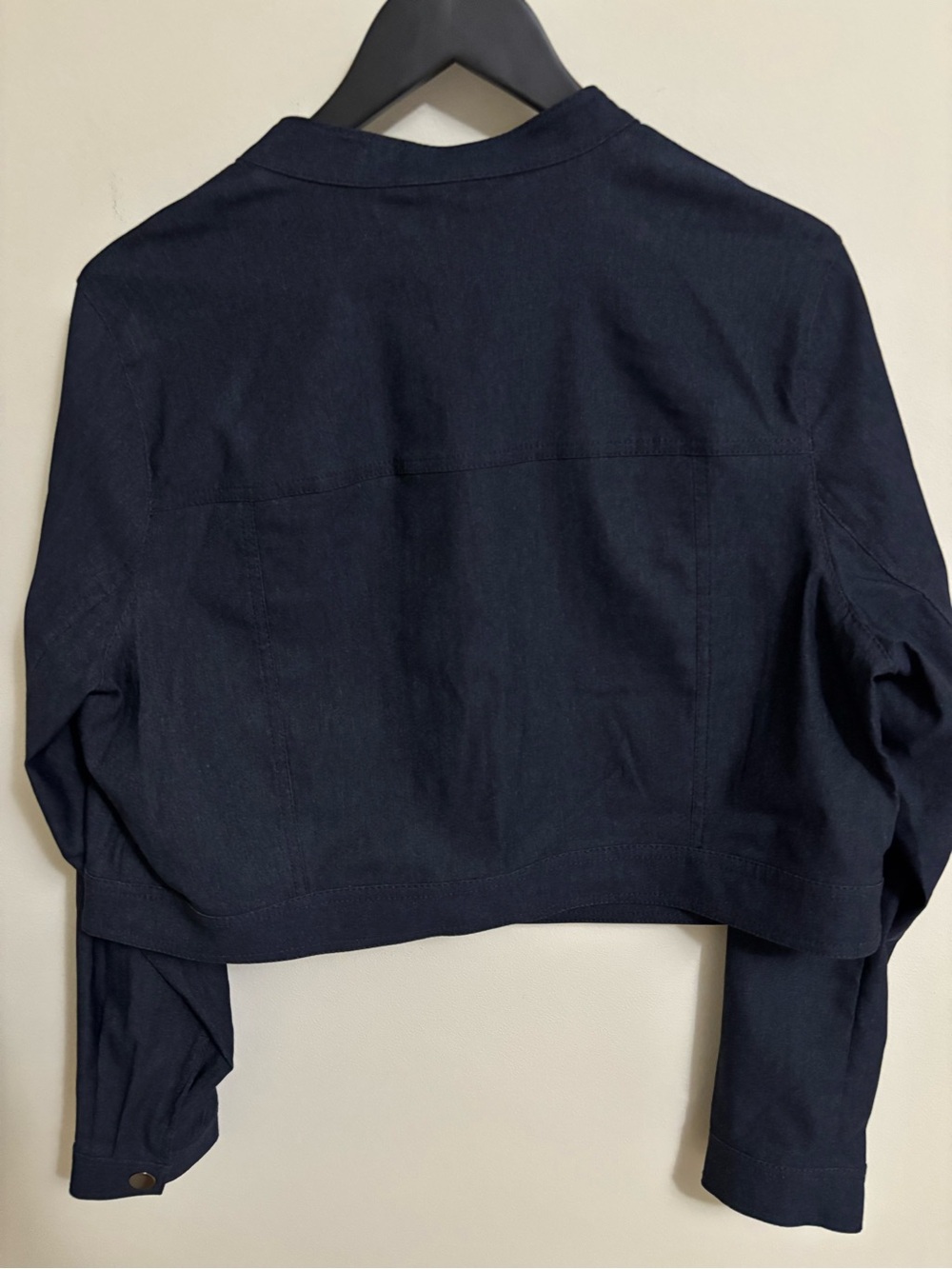 Plus size Cropped Button-Front Jacket - Picture 5 of 9